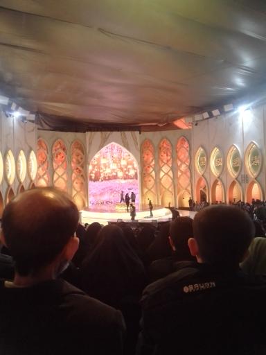 عکس استودیو برنامه محفل