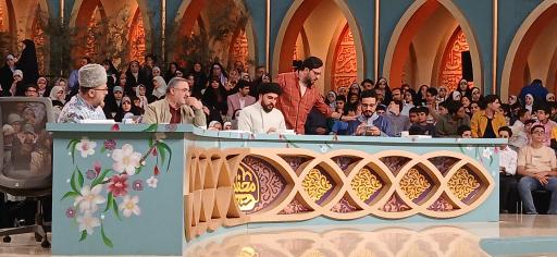 عکس استودیو برنامه محفل