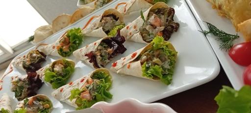 عکس آوزشگاه شیرینی پزی و آشپزی ساویس