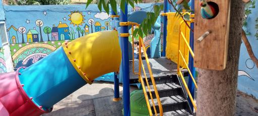 مهد و پیش ‌دبستانی بال پرواز