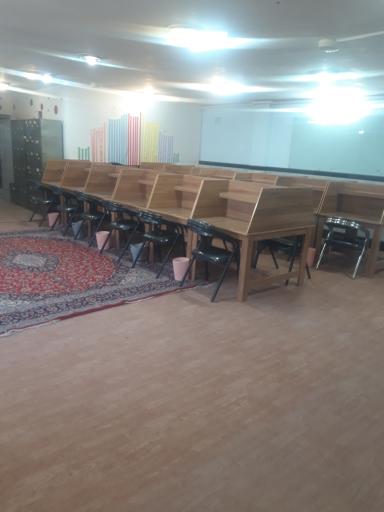 عکس سالن مطالعه دخترانه  صدرا