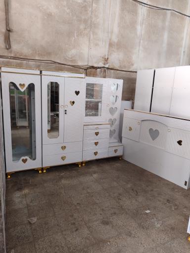 عکس کارگاه تولیدی سرویس خواب