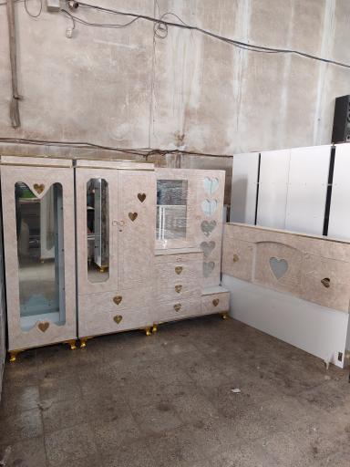 عکس کارگاه تولیدی سرویس خواب