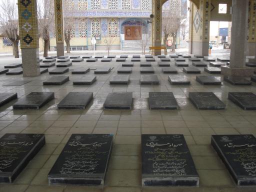 عکس گلزار شهدای بروجن 