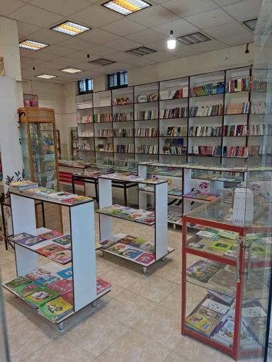 عکس کافه راینو