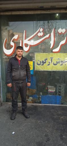 عکس جوشکاری و تراشکاری فناوران هنگام