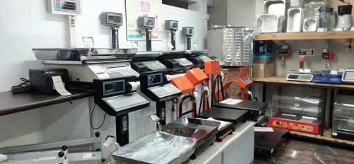 عکس محک صنعت نمایندگی ترازو محک و یخچال زیمان