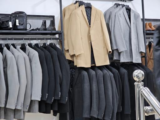 عکس پوشاک بی ال من