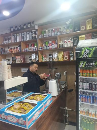 عکس قهوه سرای وحید