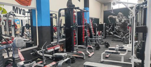 عکس آکادمی ورزشی نامیرا