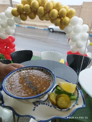 عکس کافه صبحانه آمیرزا