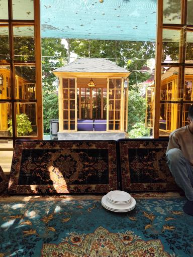 عکس رستوران باغ دربار