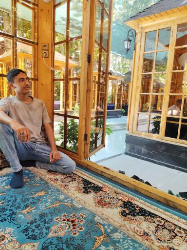 عکس رستوران باغ دربار