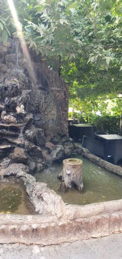 عکس رستوران حاج وهاب