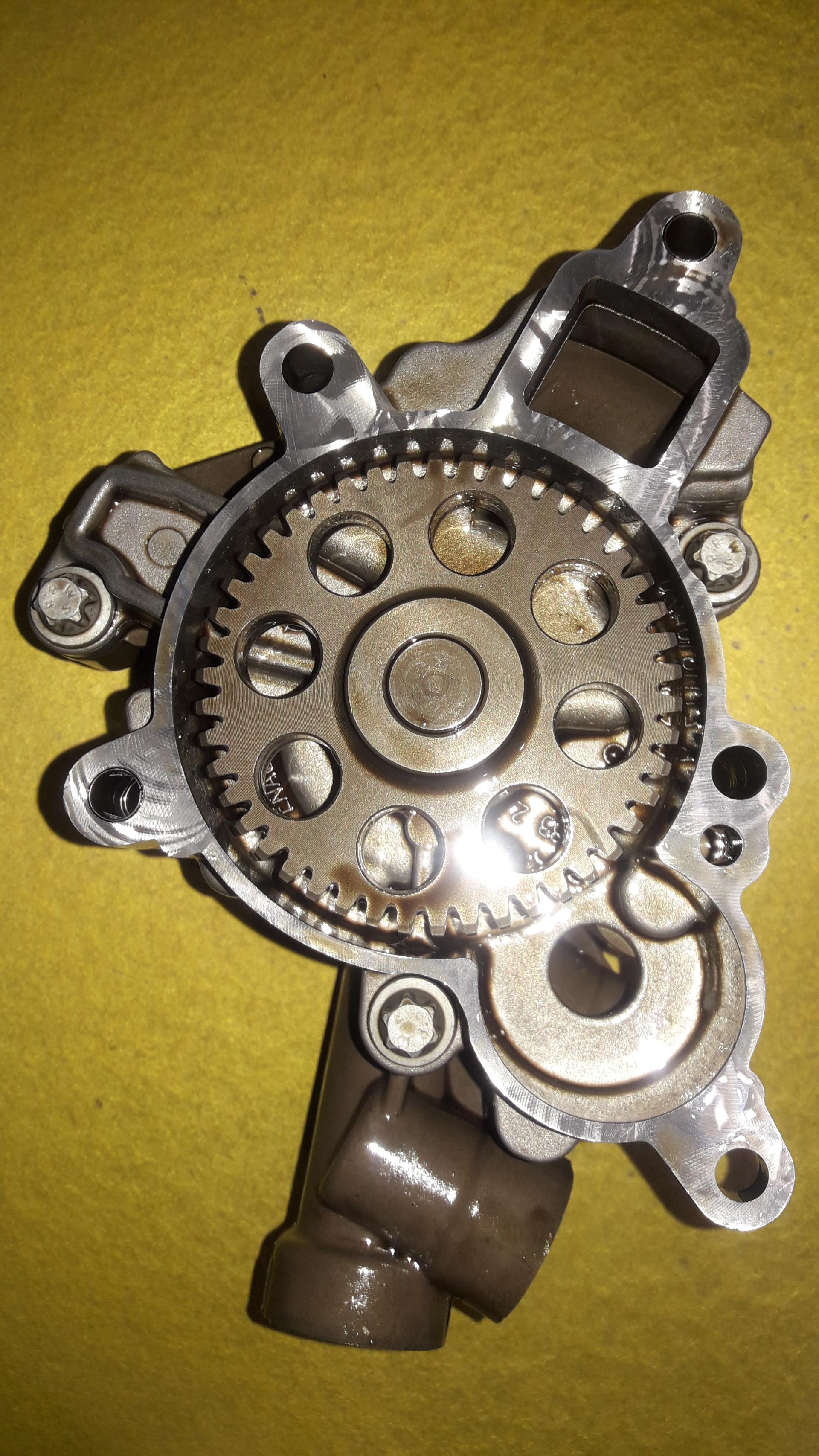 عکس اویل پمپ سازی حسن گلزار 