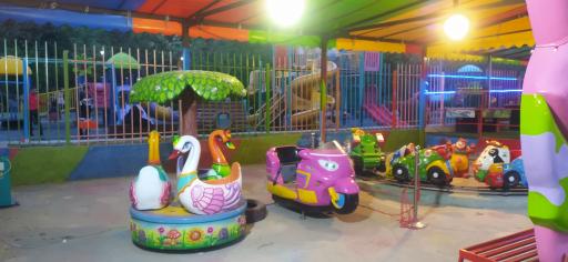 عکس درب ورودی شمالی بوستان بسیج