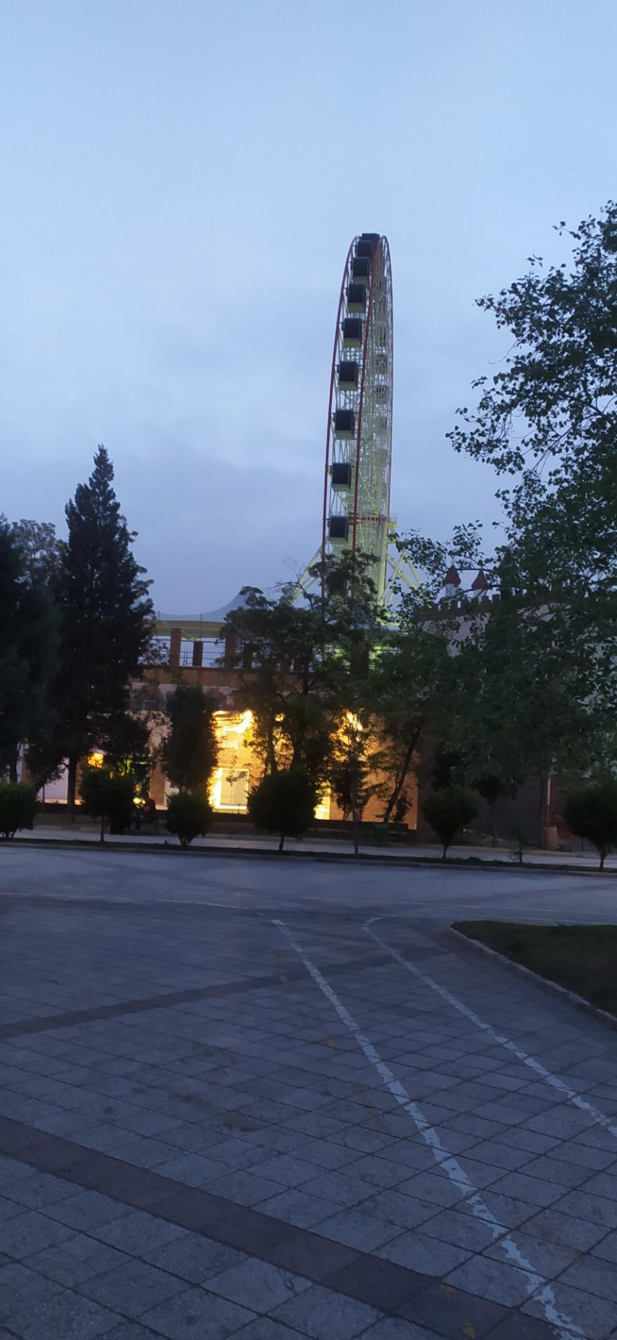عکس درب ورودی شمالی بوستان بسیج