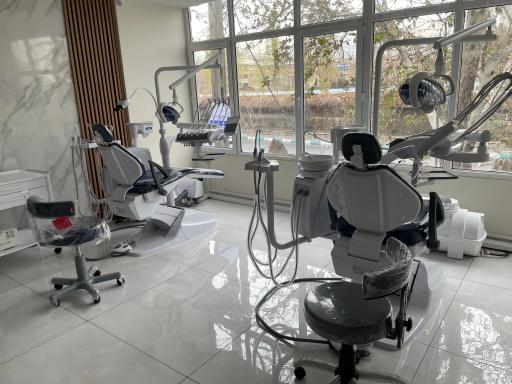 دندان پزشکی زحل دکتر گودرزی زاد
