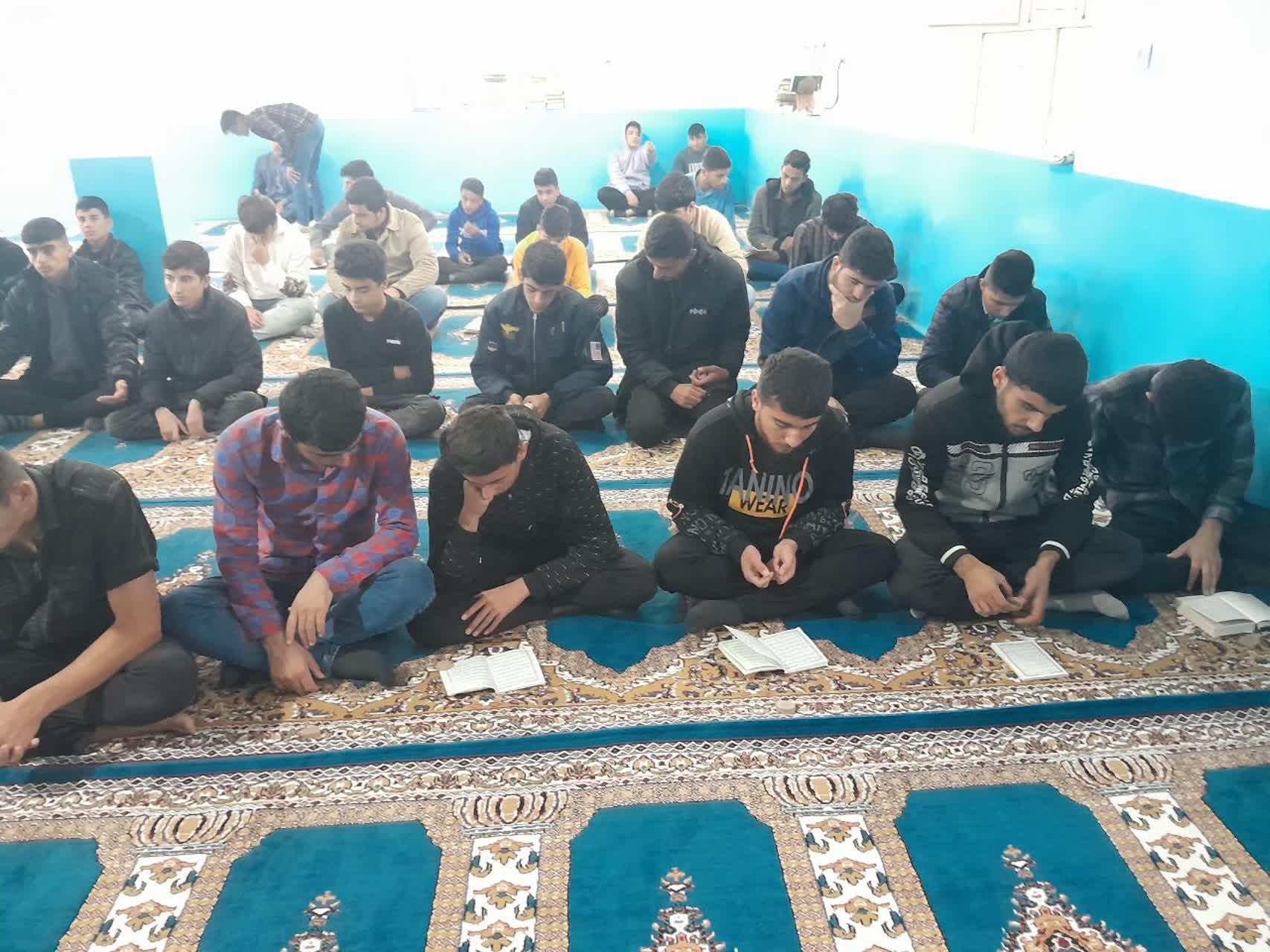 عکس دبیرستان شبانه روزی شهید رایگانی رامهرمز 