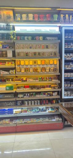 عکس مرکز پخش و فروش دخانیات برگ