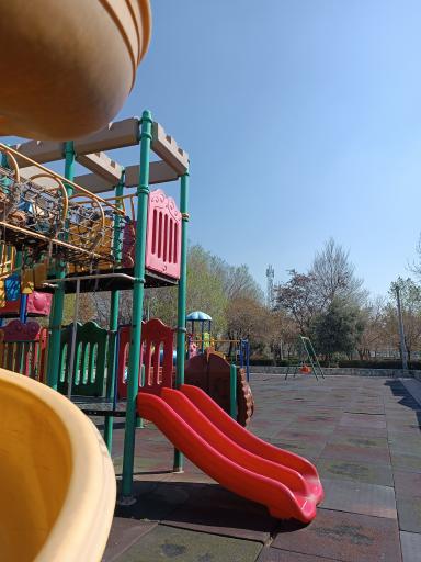 عکس درب ورودی شمالی بوستان بسیج