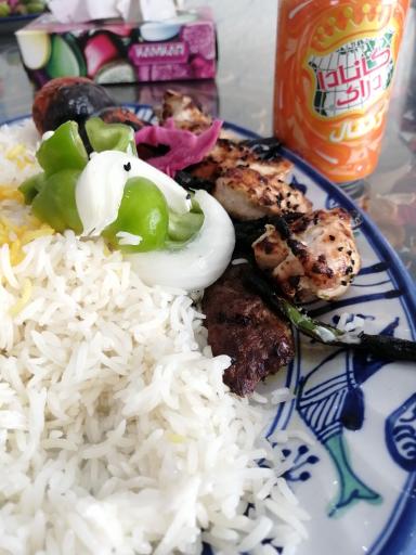 عکس بیرون بر شکم پر 