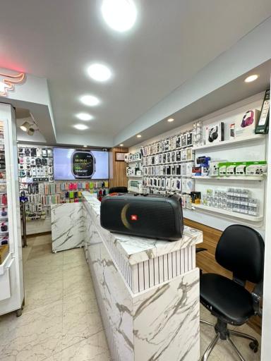 عکس فروشگاه موبایل پارستل