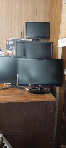 عکس کامپیوتر شرق نوین