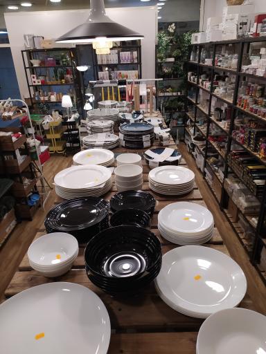 عکس کيا هوم جام جم (ایکیا)