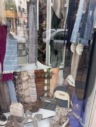 شال و روسری جانا