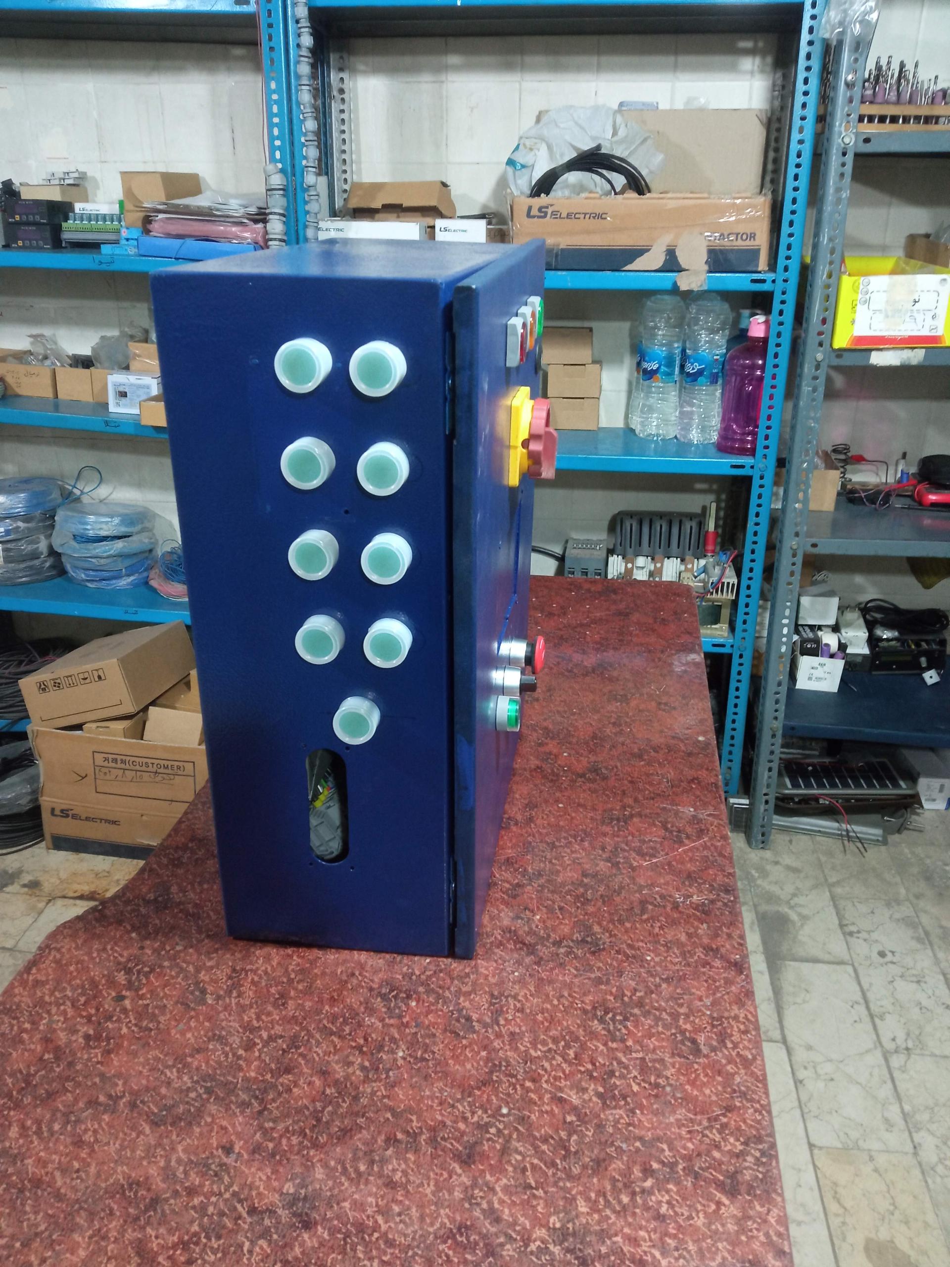 عکس گروه فنی و مهندسی تسلا الکتریک 