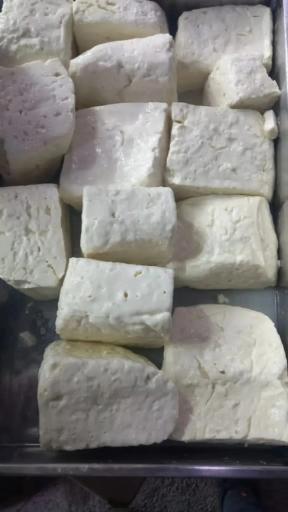 عکس پخش پنیرلیقوان شیبانی