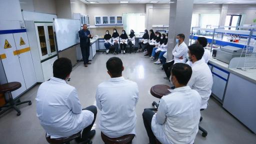 عکس آزمایشگاه پاتوبیولوژی دکتر موسوی