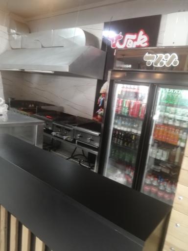 عکس ساندویج سیب سرخ 