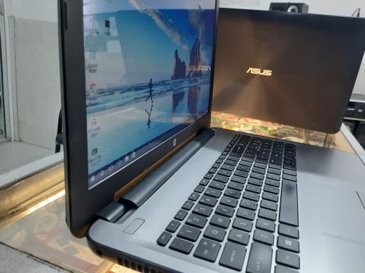 عکس فروشگاه لپ تاپ معلم