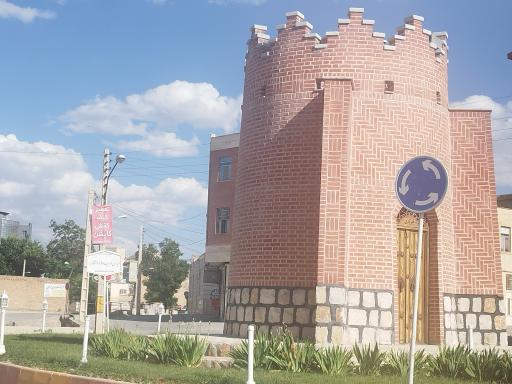 عکس  میدان قلعه نجارها (ادیب ملاذولفقار)