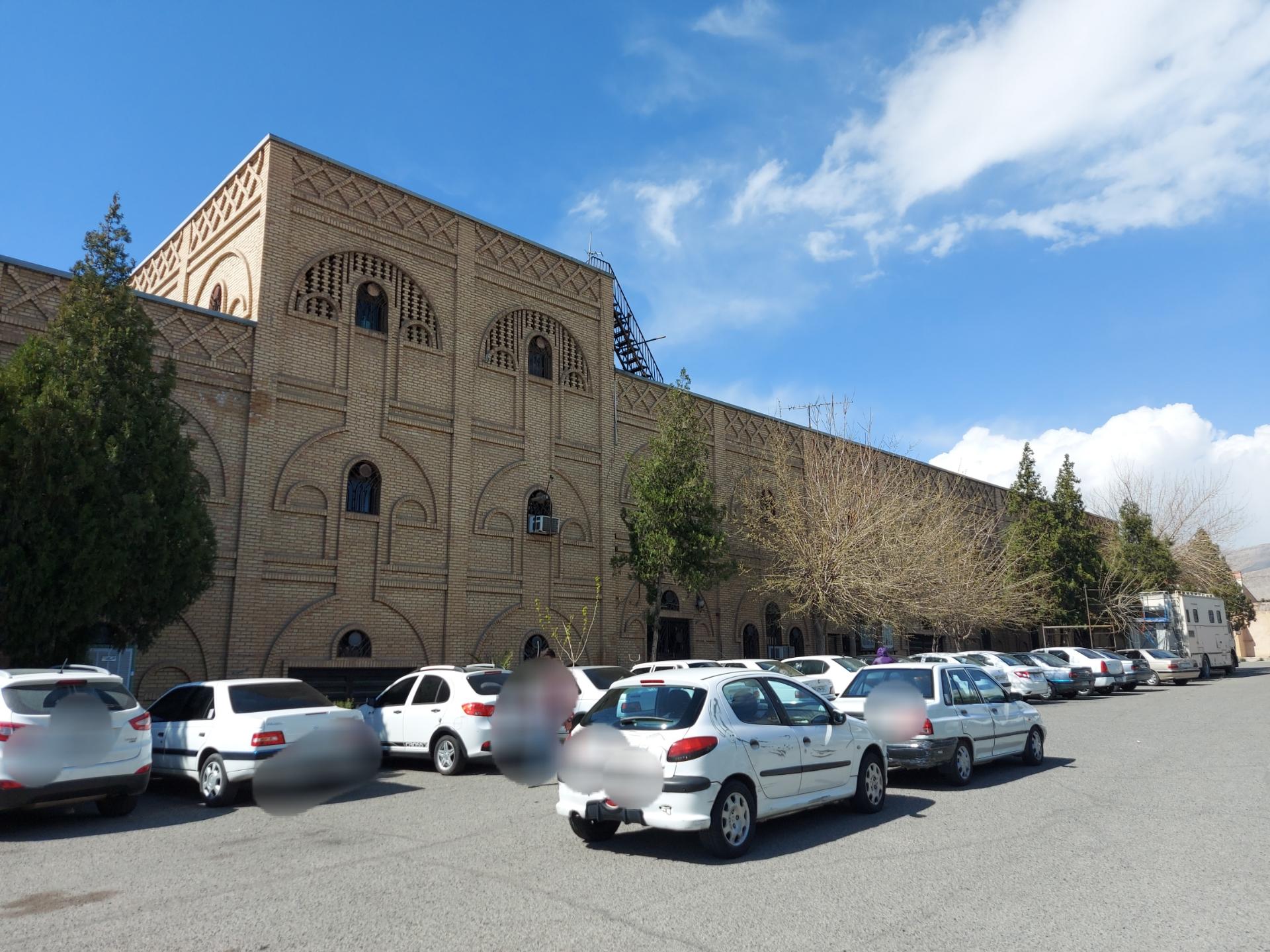 عکس پارکینگ شهرک سینمایی غزال