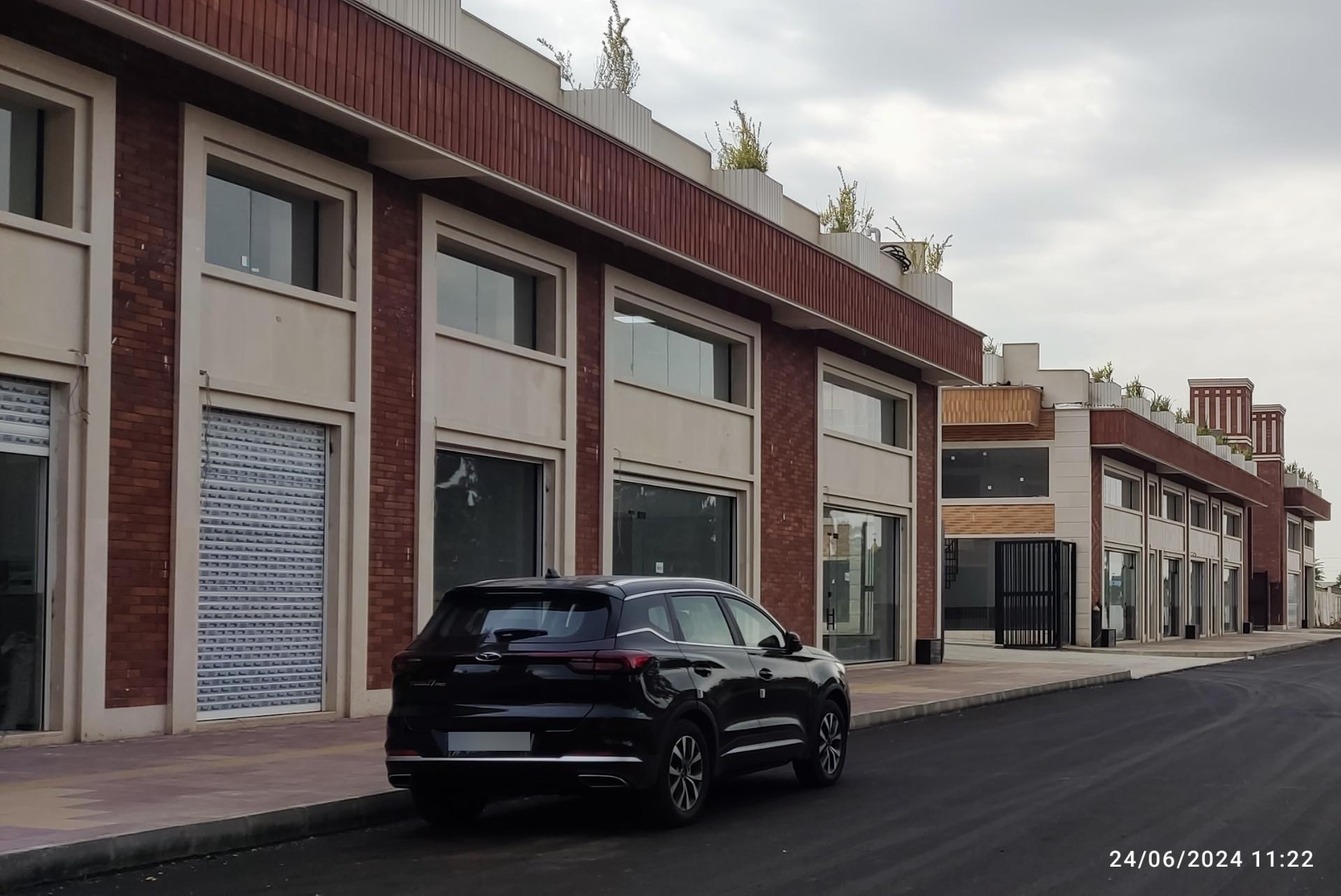 عکس بازار عمده فروشان خیام