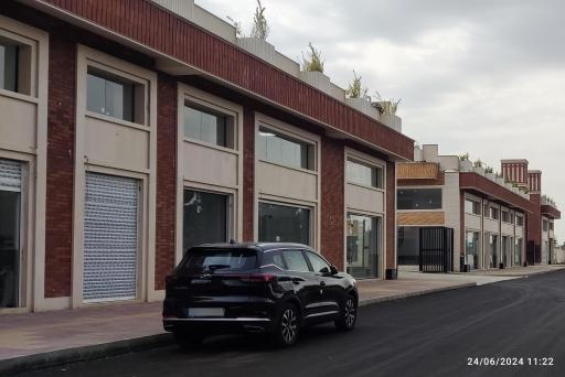 عکس بازار عمده فروشان خیام