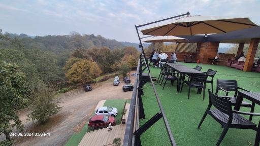 عکس کافه رستوران جنگلی شارن