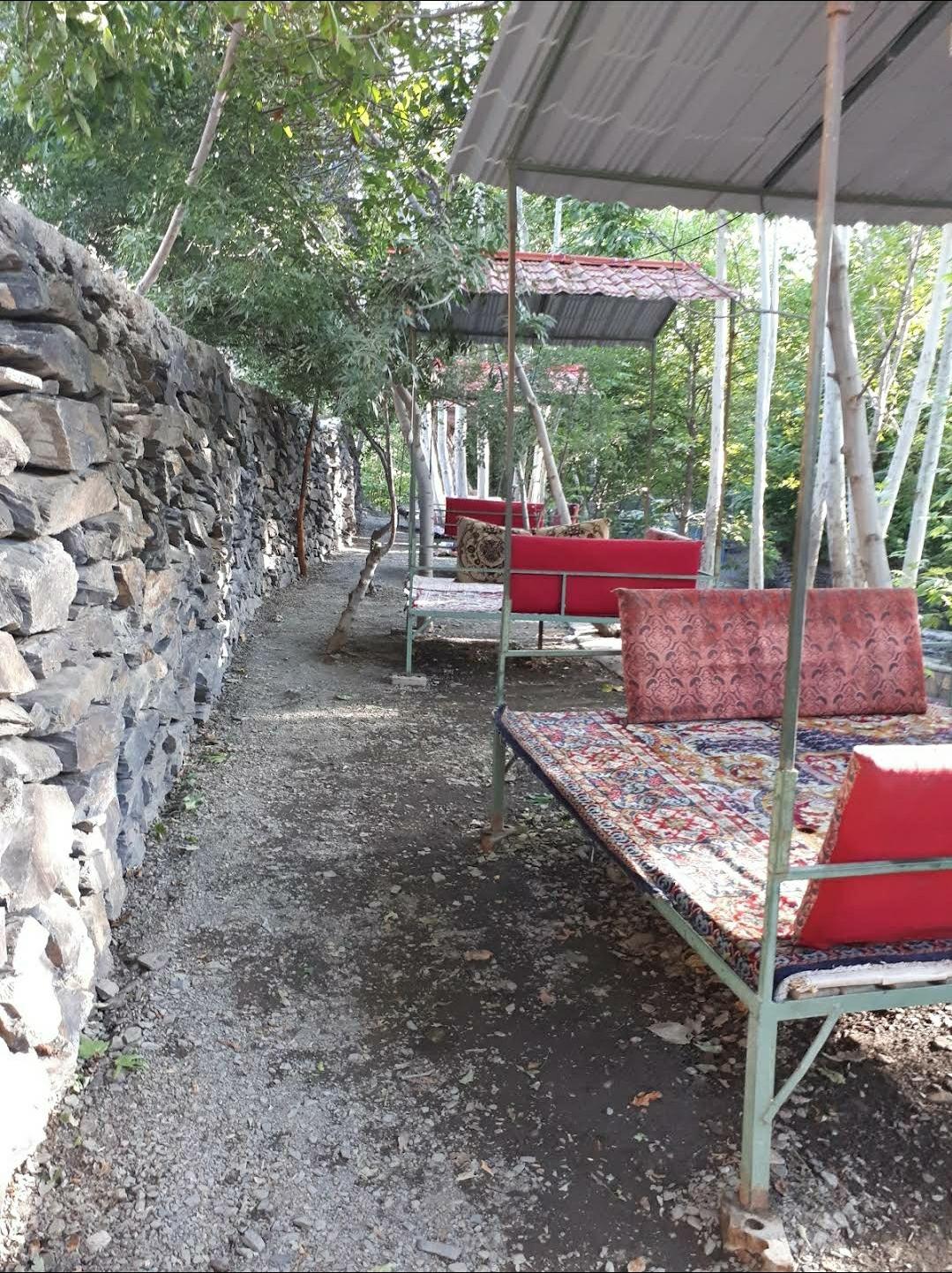 عکس استراحتگاه دره ارغوان
