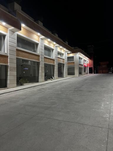 عکس بازار عمده فروشان خیام