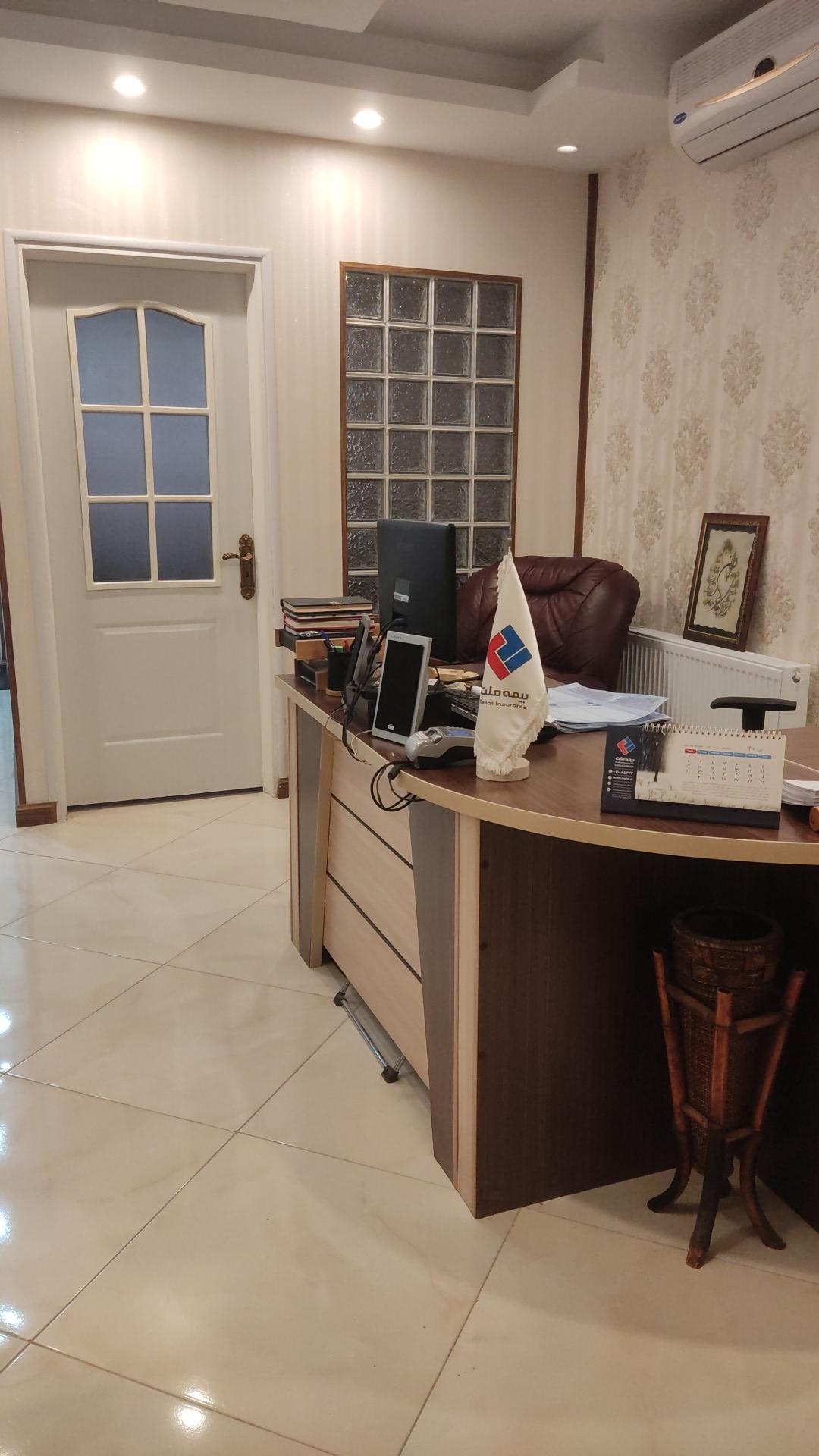 عکس نمایندگی بیمه ملت نازنین رضانسب شعبه گلشهر ویلا