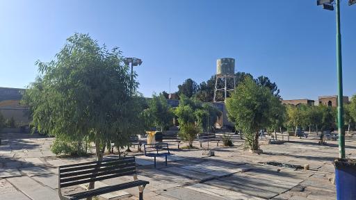 عکس قبرستان گلزار قم