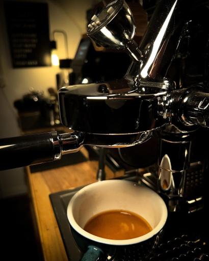 عکس قهوه و آبمیوه تِریا