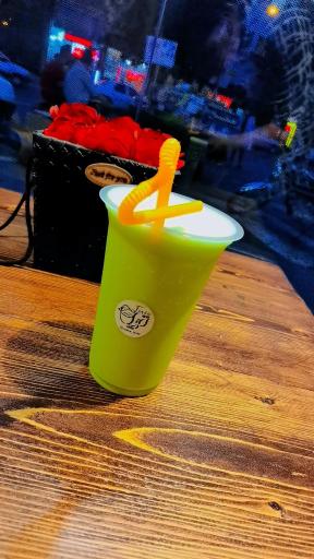 عکس قهوه و آبمیوه تِریا