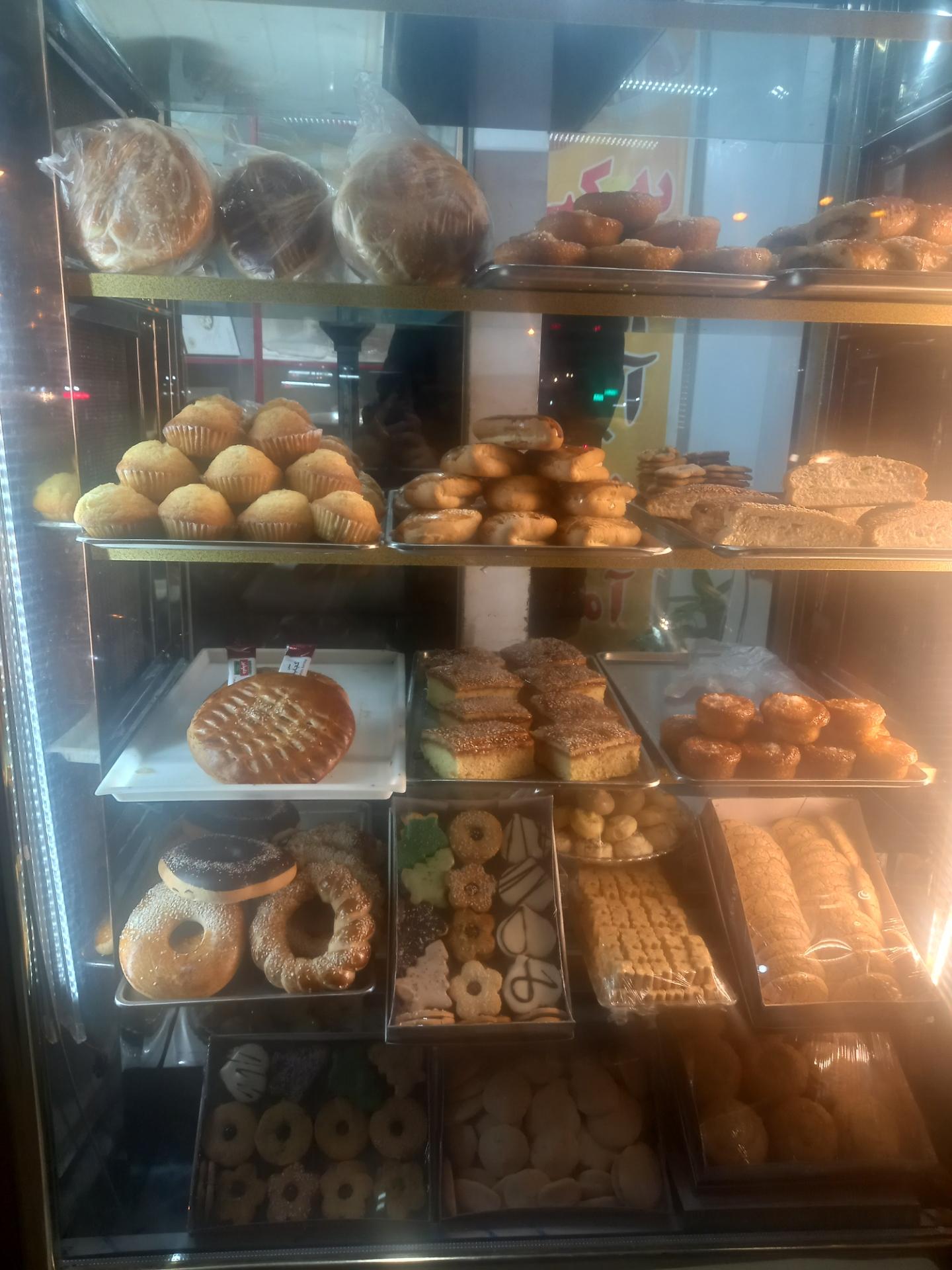 عکس کیک وشیرینی ایهان 