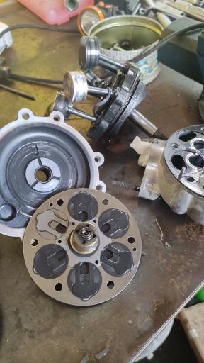 عکس خدمات خودرویی کروز