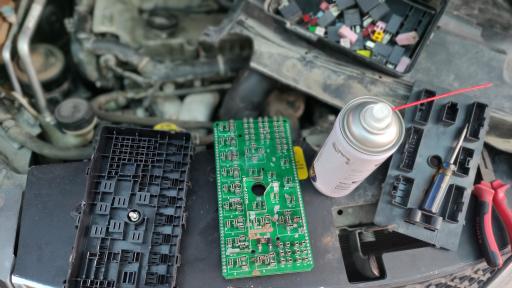 عکس خدمات خودرویی کروز