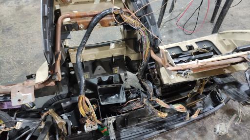 عکس خدمات خودرویی کروز